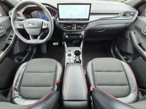 Used 2024 Ford Escape ST-Line w/ Tech Pack #1 AWD/4WD image 15