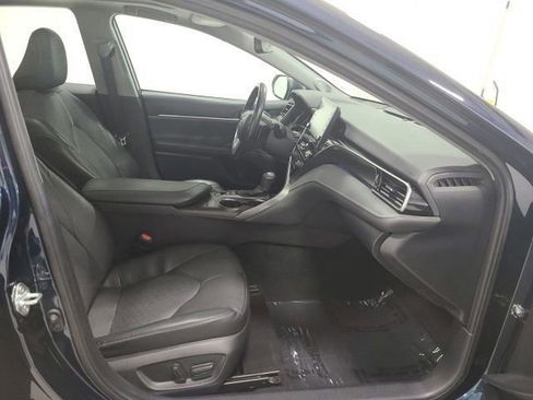 Used 2021 Toyota Camry XSE w/ Navigation Package FWD image 15