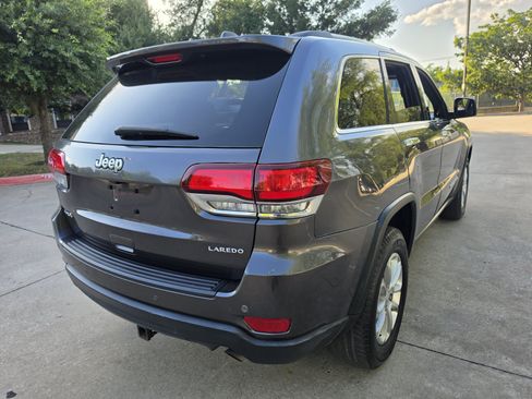 Used 2021 Jeep Grand Cherokee Laredo AWD/4WD image 7
