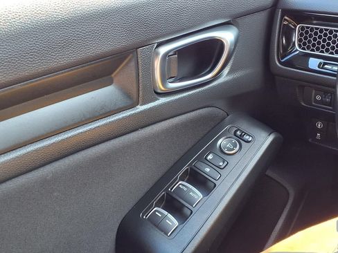 Used 2024 Honda Civic Sport image 18