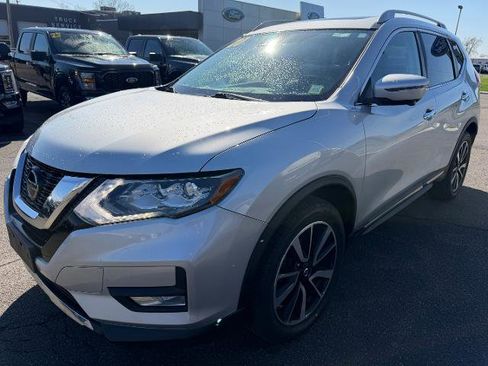Used 2020 Nissan Rogue SL w/ Premium Package AWD/4WD image 4