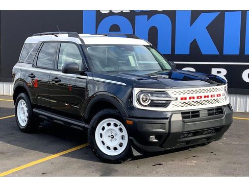 New 2026 Ford Bronco Sport Heritage w/ Convenience Package AWD/4WD image 2