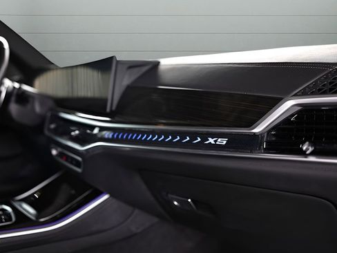 Used 2024 BMW X5 sDrive40i image 64