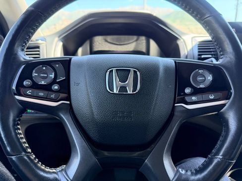Used 2022 Honda Odyssey Elite image 13