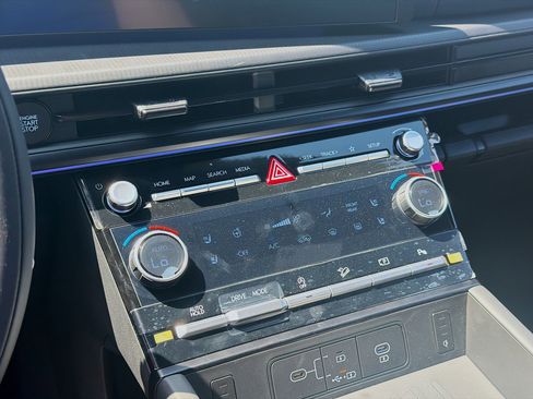 New 2026 Hyundai Santa Fe Calligraphy FWD image 12