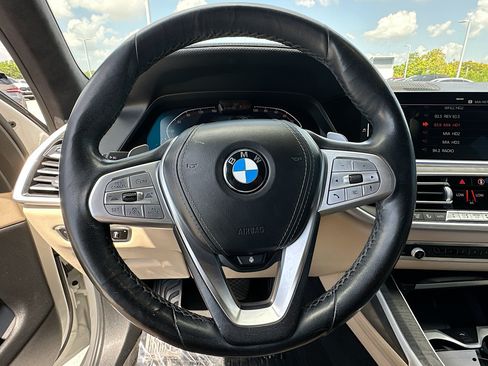 Used 2021 BMW X7 xDrive40i w/ Premium Package AWD/4WD image 11