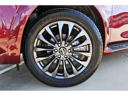 Used 2024 Nissan Armada Platinum w/ Cargo Package image 32