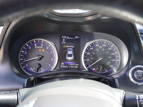 Used 2018 INFINITI Q60 3.0t Luxe w/ Sensory Package 3.0T Luxe image 32