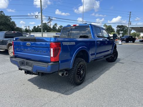 Certified 2022 Ford F250 Lariat w/ Tremor Off-Road Package AWD/4WD image 7