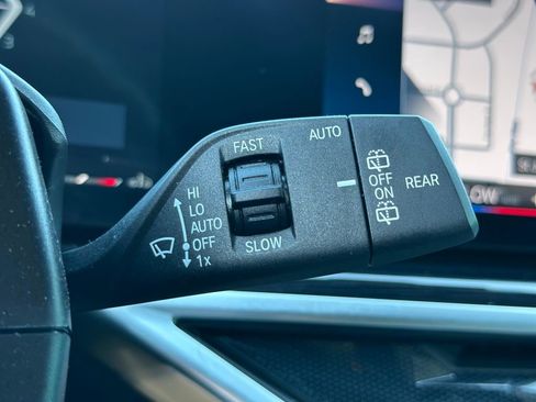 Certified 2023 BMW X7 xDrive40i w/ M Sport Package image 38