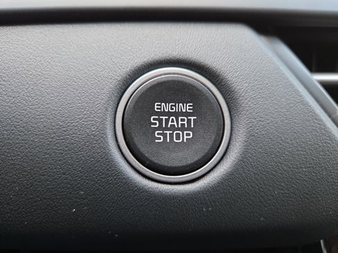 New 2026 Kia Seltos EX FWD image 25