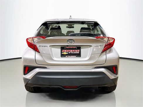 Used 2019 Toyota C-HR Limited image 6