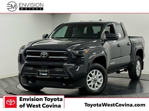 Used 2026 Toyota Tacoma SR5 AWD/4WD image 1