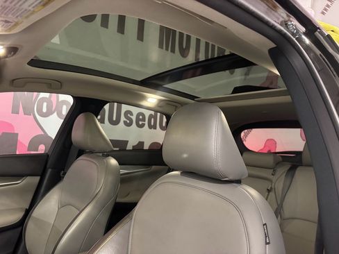 Used 2023 INFINITI QX50 Luxe FWD image 18