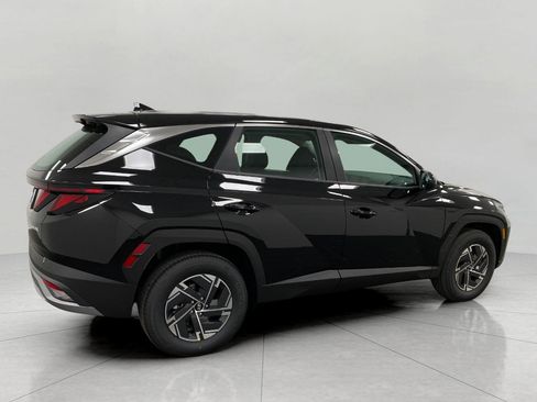 New 2026 Hyundai Tucson Blue SE w/ Tow & Go Package image 2