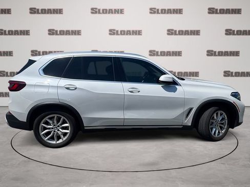 Used 2022 BMW X5 xDrive40i w/ Executive Package AWD/4WD image 5