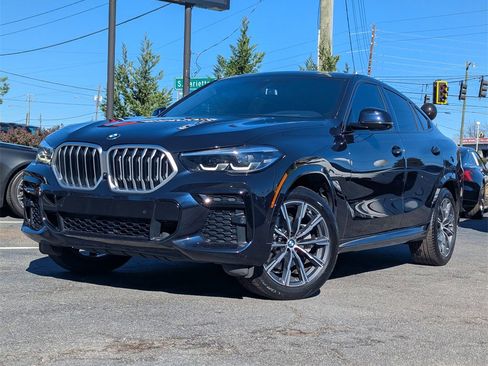 Used 2022 BMW X6 xDrive40i w/ M Sport Package image 2