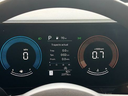 Certified 2025 Hyundai Kona SE FWD image 12
