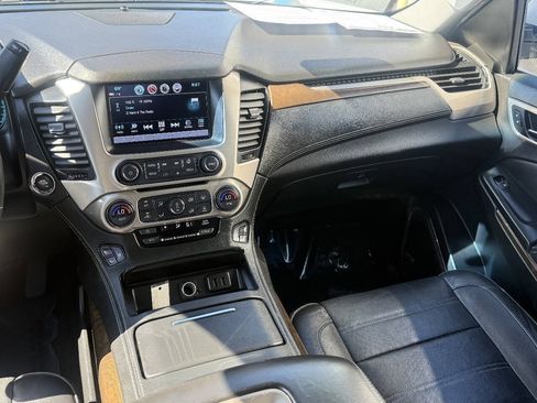 Used 2018 GMC Yukon Denali RWD image 8