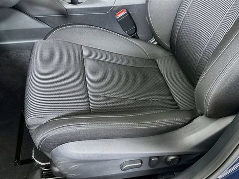 Used 2025 Subaru Legacy Premium AWD/4WD image 18