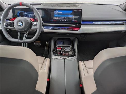 New 2026 BMW M5 image 15