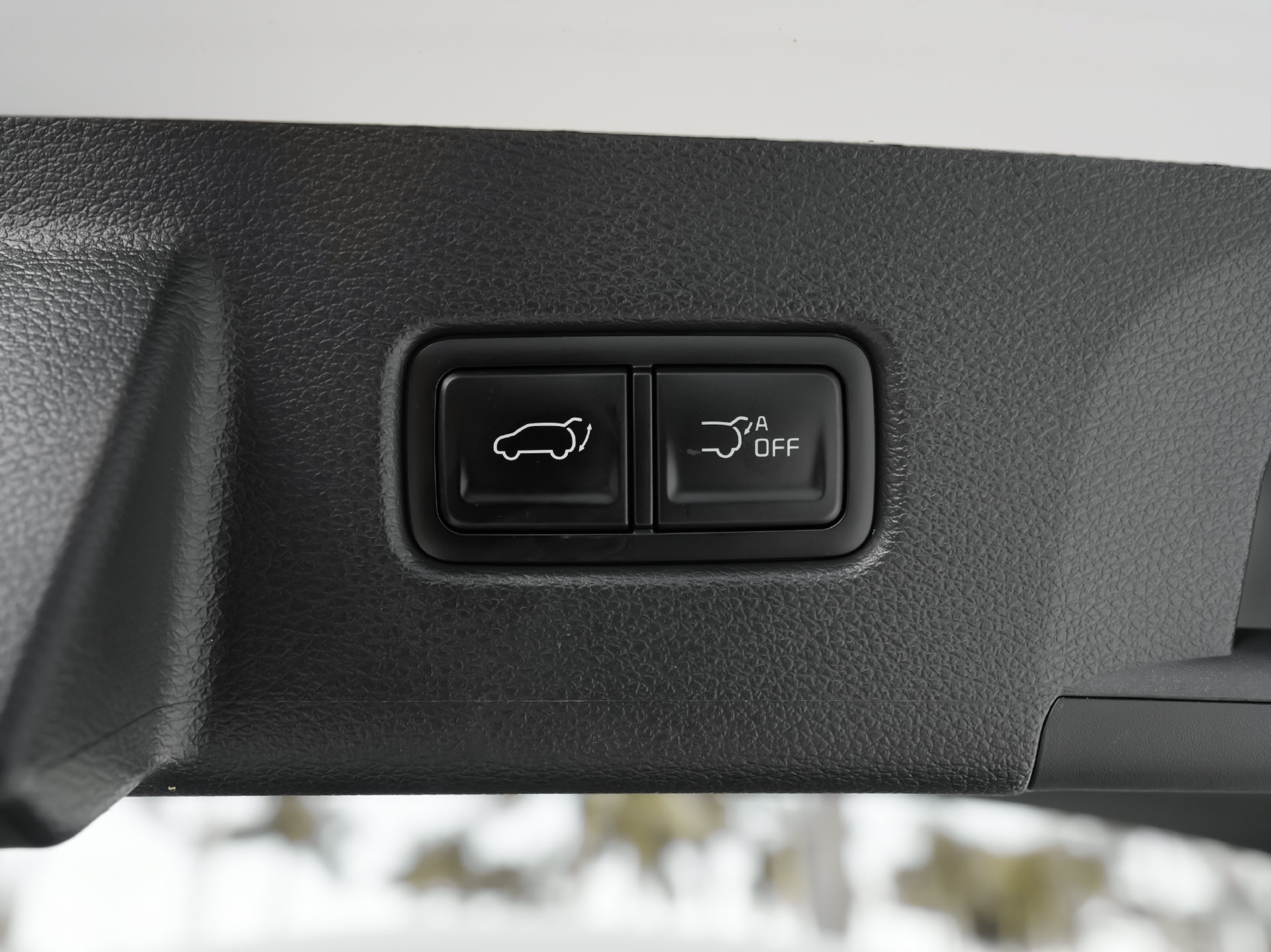 Used 2025 Kia Telluride S FWD image 28