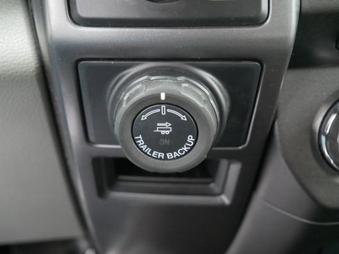 Certified 2018 Ford F150 XLT w/ Equipment Group 302A Luxury image 31