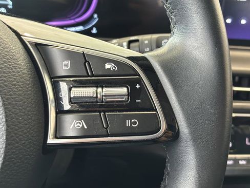 Certified 2025 Kia Seltos S FWD image 36