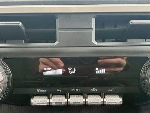 Used 2024 Toyota Tacoma SR image 22