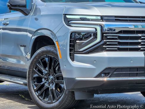 Certified 2025 Chevrolet Tahoe Premier AWD/4WD image 3