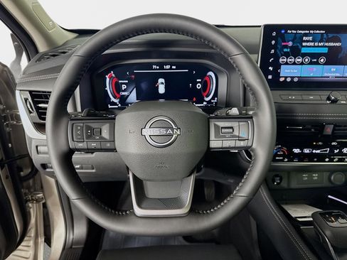 New 2026 Nissan Rogue Platinum image 12