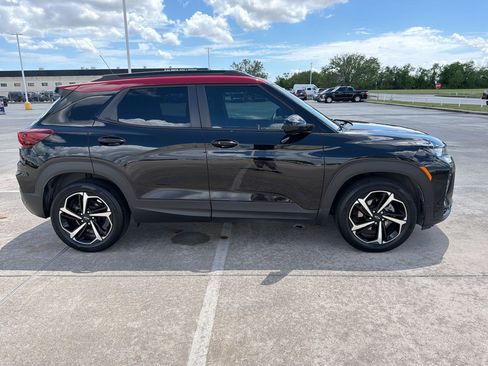 Used 2021 Chevrolet TrailBlazer RS w/ Sun and Liftgate Package image 7