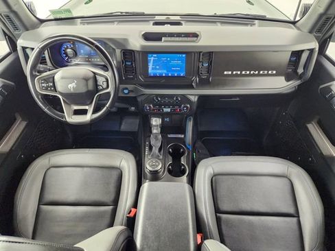 Used 2023 Ford Bronco Black Diamond AWD/4WD image 13