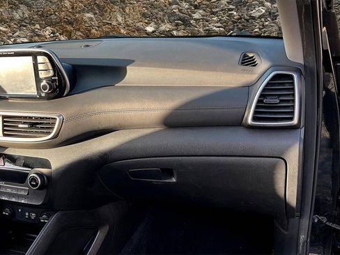 Used 2019 Hyundai Tucson Limited image 14