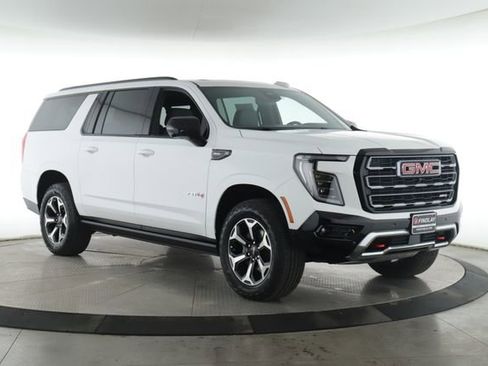 Used 2026 GMC Yukon XL AT4 w/ AT4 Premium Package AWD/4WD image 2
