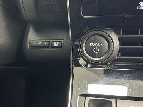 Used 2023 Subaru Solterra AWD image 16