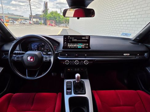 Used 2023 Honda Civic Type R image 19