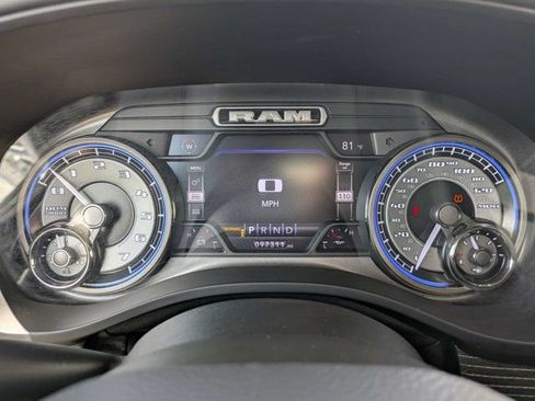 Used 2020 RAM 1500 Limited w/ Black Appearance Package AWD/4WD image 28