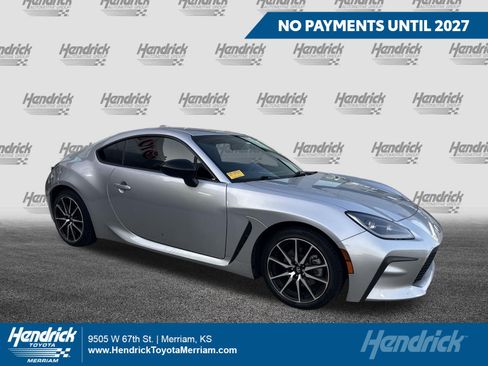 Used 2023 Toyota GR86 w/ ALL Weather Mat Package (TMS) RWD image 1