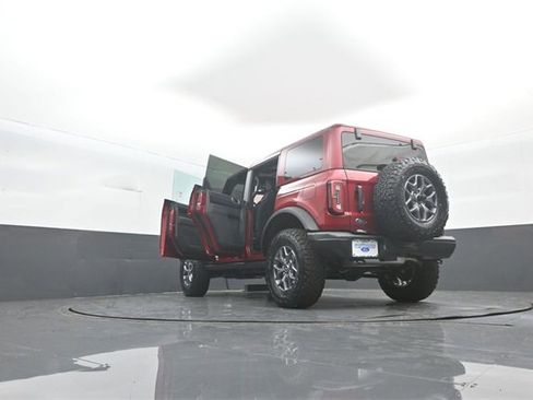 New 2025 Ford Bronco Badlands image 36