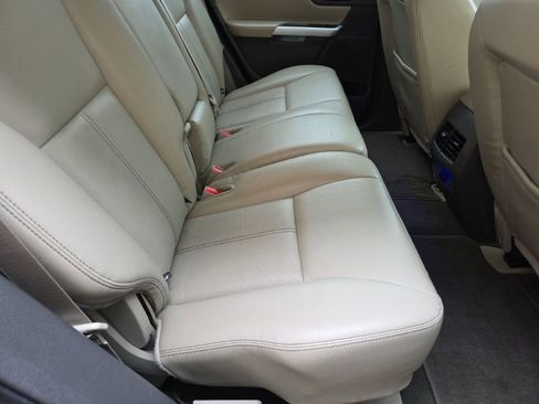 Used 2014 Ford Edge Limited w/ Equipment Group 302A AWD/4WD image 24