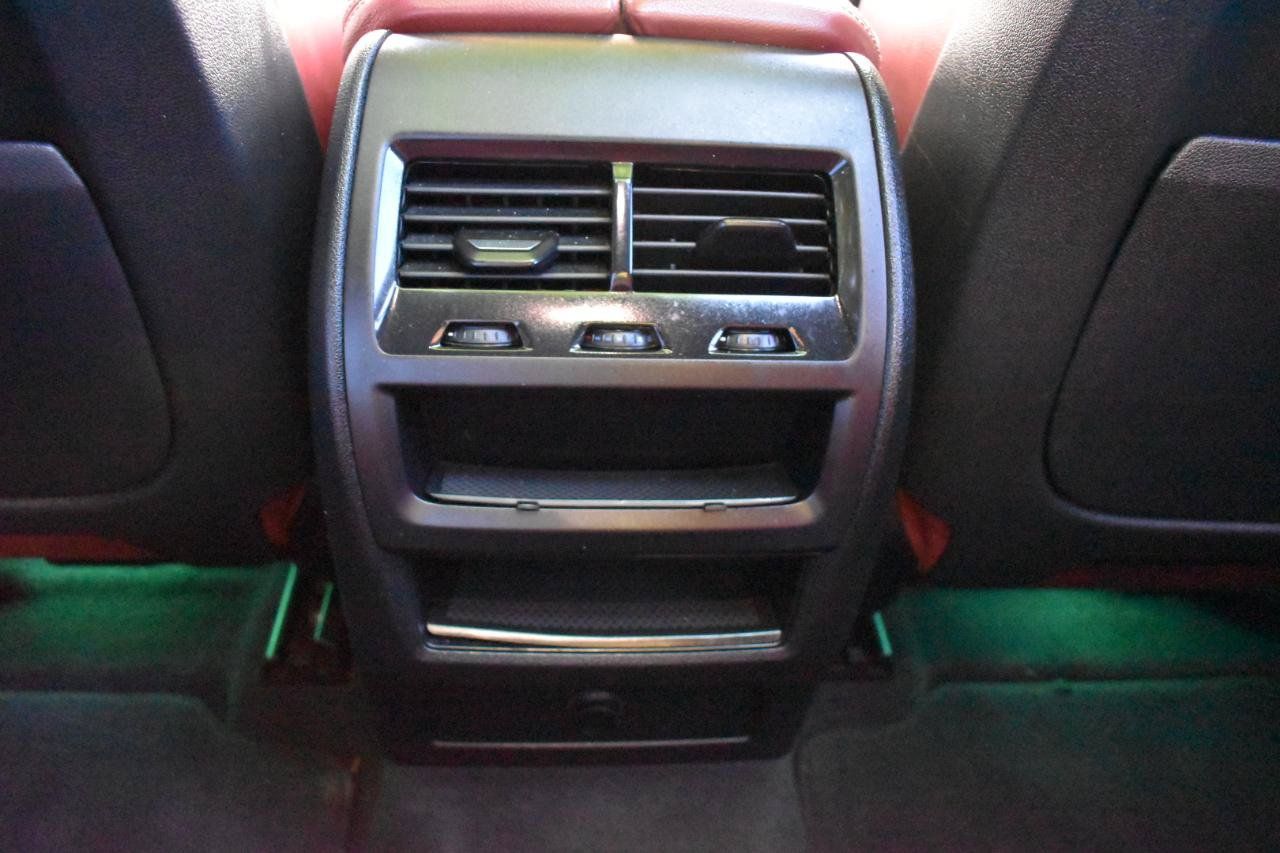 Used 2021 BMW X6 xDrive40i AWD/4WD image 39