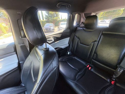 Used 2025 Jeep Compass Limited AWD/4WD image 40