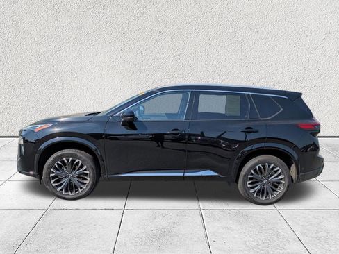 Used 2025 Nissan Rogue Platinum FWD image 6