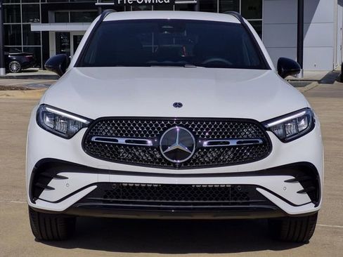 New 2026 Mercedes-Benz GLC 300 image 2