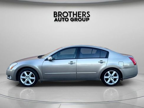 Used 2004 Nissan Maxima 3.5 SE w/ Premium Audio Pkg FWD image 11