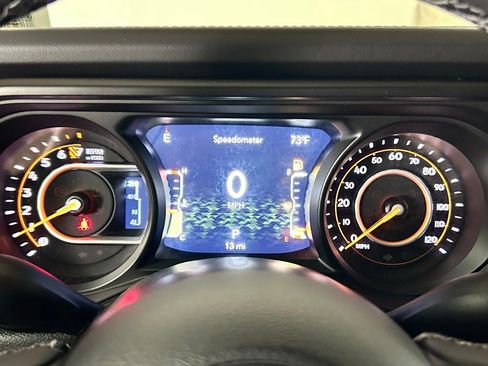 New 2025 Jeep Gladiator Rubicon w/ Safety Group image 27