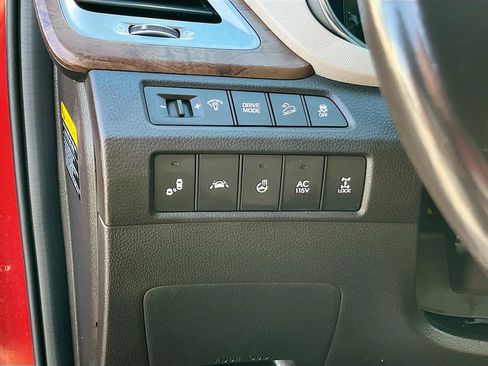 Used 2018 Hyundai Santa Fe Limited image 10