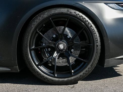 Used 2024 Porsche 911 GT3 image 33