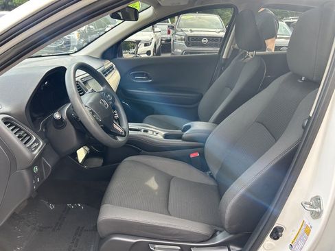 Used 2021 Honda HR-V EX image 17